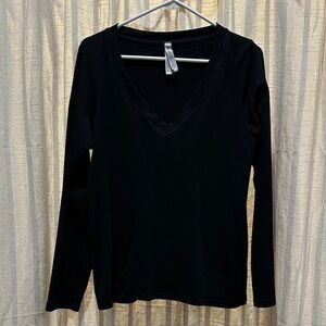 Athleta Classic Black V-Neck Long Sleeve Tee